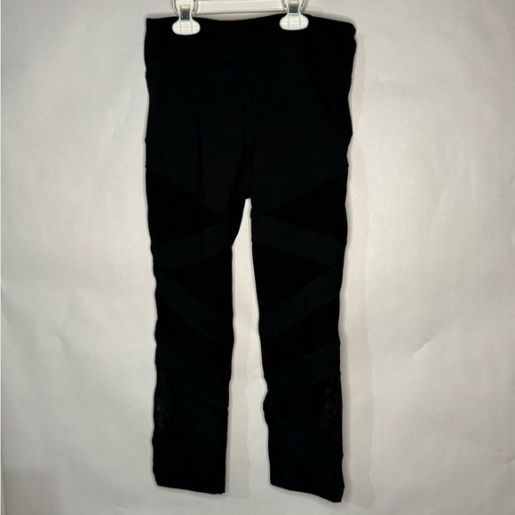 Jessica Simpson Black Leggings with Mesh Accents - Picture 1 of 3